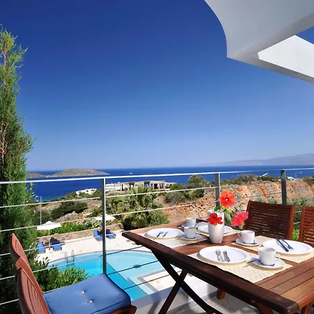 Villa Living Residences *