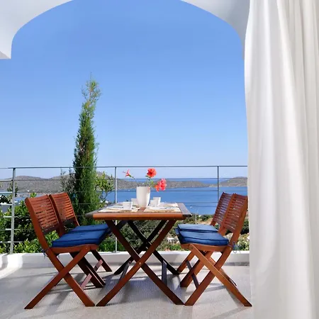 Living Residences Villa *